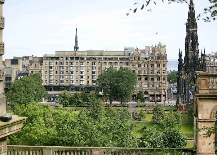 Best Edinburgh Hotels For Families With Kids